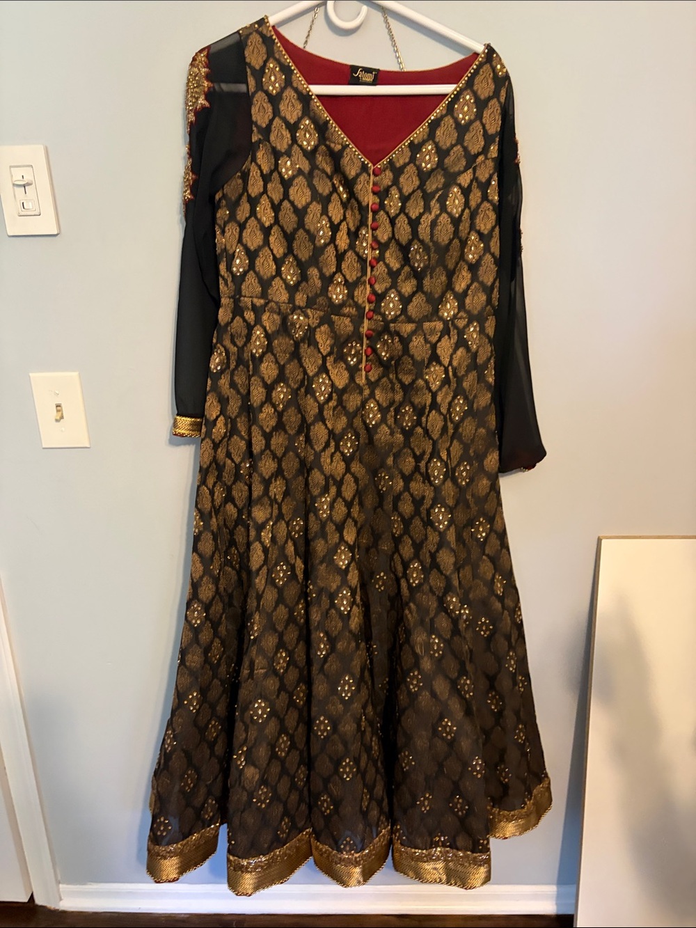 Elegant Black & Gold Embroidered Women's Anarkali